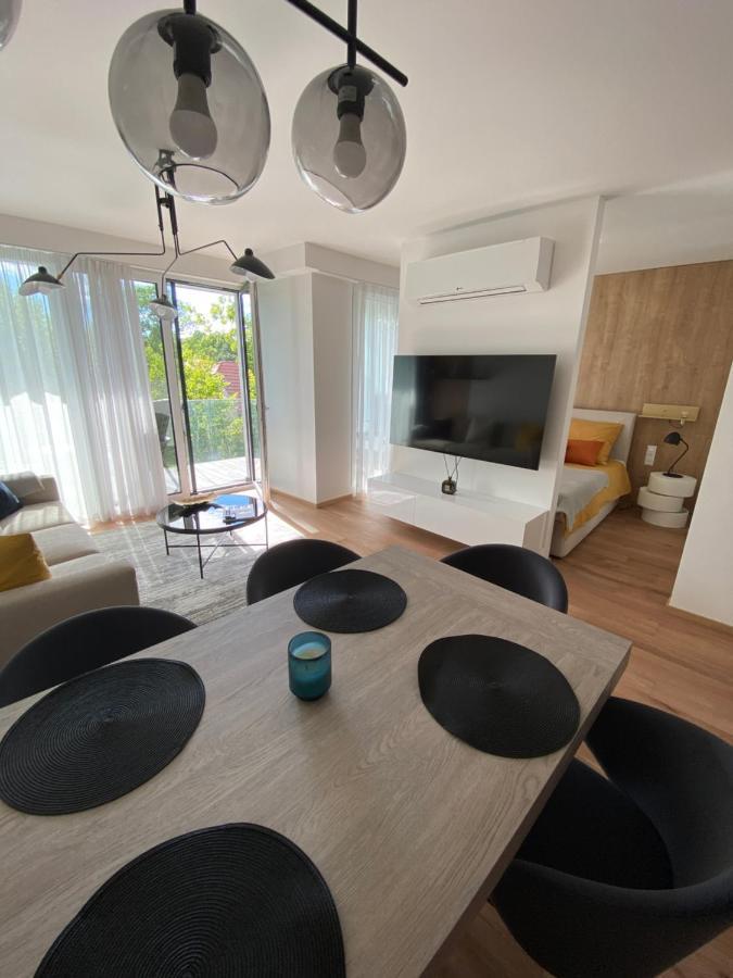 Clyde-premium Lelle Waterfront Private Balatonlelle